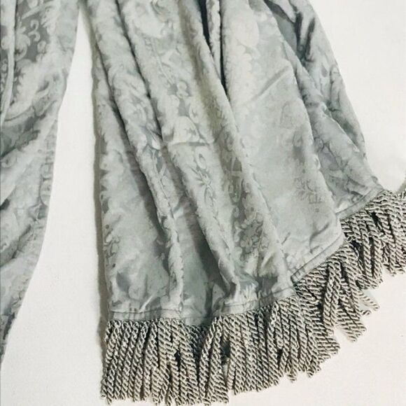 Thro Console Table Cloth Tablecloth Throw Blanket - Picture 4 of 5